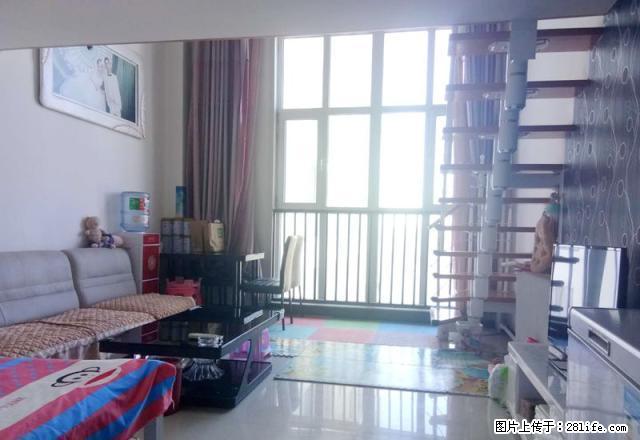 六医院附近 两室全齐 带着筷子住进来 上下复式 采光好 - 房屋出租 - 房屋租售 - 赤峰分类信息 - 赤峰28生活网 chifeng.28life.net