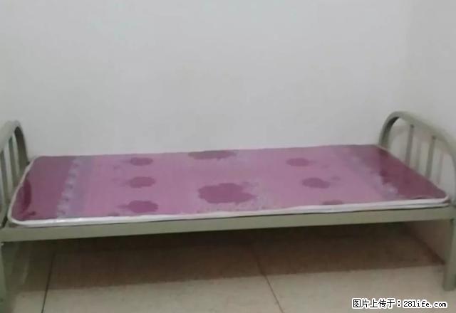 (单间出租)200元可月付/基本家具齐全/拎包入住/公安三小区/中医院附 - 房屋出租 - 房屋租售 - 赤峰分类信息 - 赤峰28生活网 chifeng.28life.net
