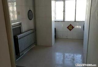 (单间出租)520元可月付+新装修实体墙+三家合租+长青小区+四中附近 - 赤峰28生活网 chifeng.28life.net