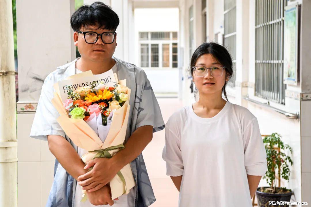 全网追的“扁担女孩”，找了一份暑假工，时薪12元 - 赤峰生活资讯 - 赤峰28生活网 chifeng.28life.net